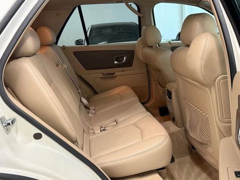 Used 2006 Cadillac SRX w/ Drivers Level One Package RWD image 21