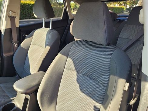 Used 2024 Kia Seltos LX image 12