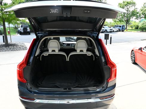 Used 2023 Volvo XC90 B6 Plus AWD/4WD image 45