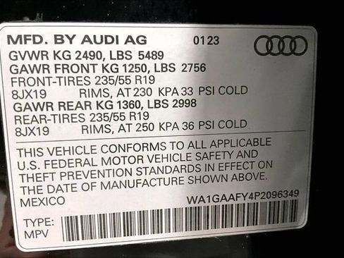 Used 2023 Audi Q5 2.0T Premium w/ Convenience Package image 34