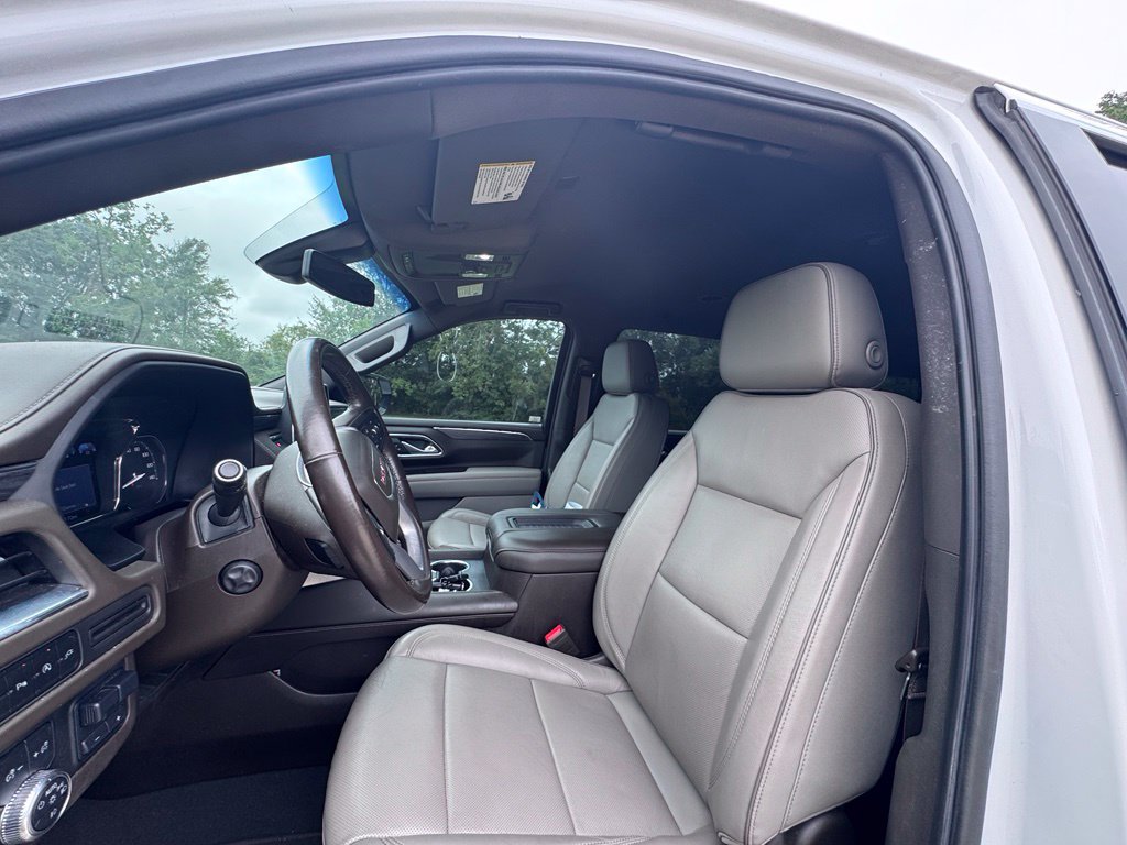 Used 2021 GMC Yukon XL SLT w/ SLT Luxury Package RWD image 10