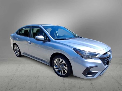 Used 2023 Subaru Legacy Limited AWD/4WD image 2