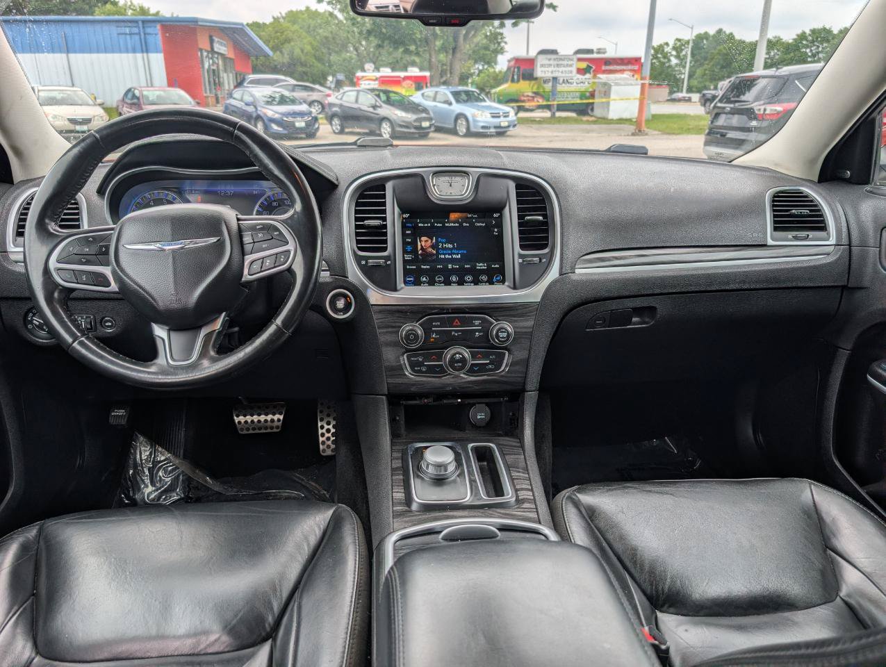 Used 2021 Chrysler 300 Touring L RWD image 35