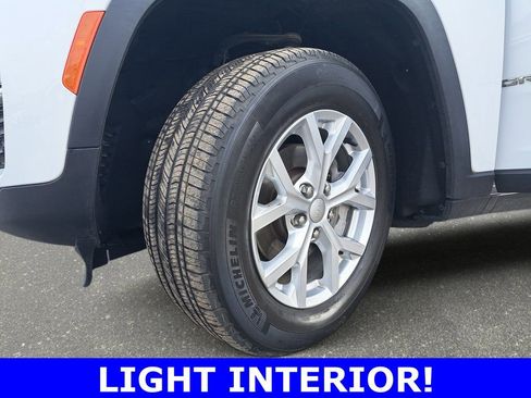 Certified 2023 Jeep Grand Cherokee Limited image 31