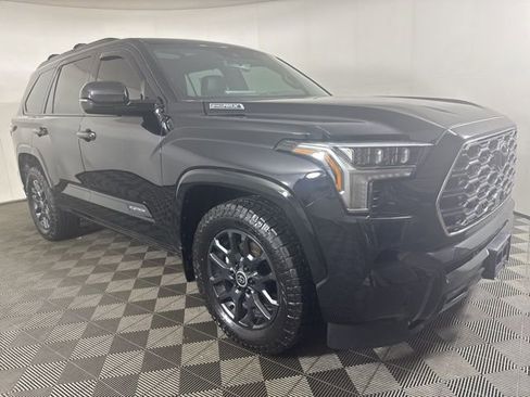 Used 2024 Toyota Sequoia Platinum image 1