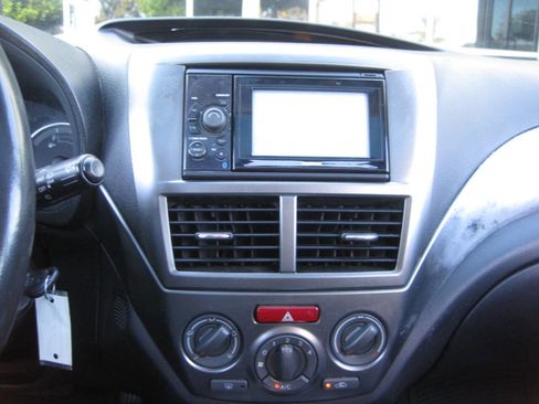 Used 2011 Subaru Impreza Outback Sport image 31