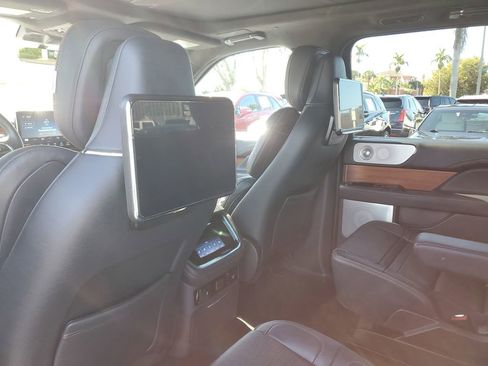 Used 2023 Lincoln Navigator Black Label image 16