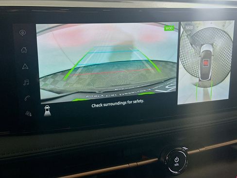 Used 2024 Nissan Ariya AWD image 22