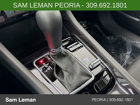 New 2026 Jeep Compass Latitude image 16