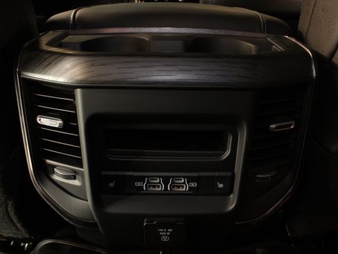 Used 2024 RAM 2500 Rebel w/ Towing Technology Group AWD/4WD image 40