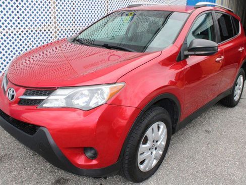 Used 2013 Toyota RAV4 LE FWD image 30