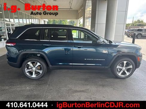 Used 2026 Jeep Grand Cherokee Limited w/ Luxury Tech Group II AWD/4WD image 6