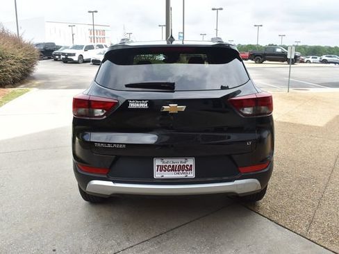 New 2026 Chevrolet TrailBlazer LT FWD image 8