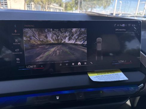 Certified 2025 BMW X3 xDrive30i w/ Convenience Package image 22