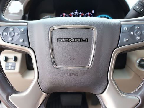 Used 2019 GMC Yukon Denali w/ Denali Ultimate Package RWD image 24