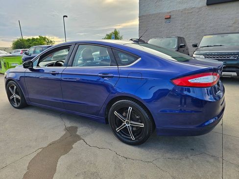Used 2015 Ford Fusion SE FWD image 6