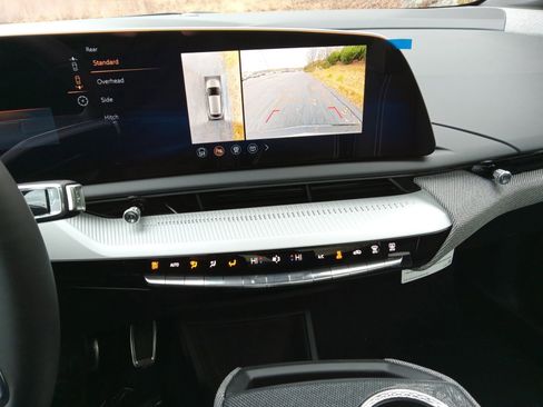 New 2026 Cadillac Optiq Sport 1 image 19