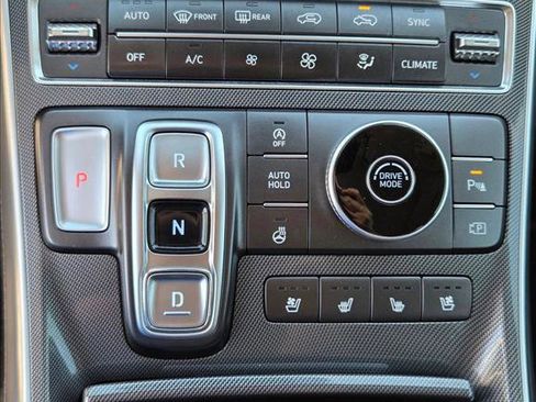 Used 2022 Hyundai Santa Fe Limited w/ Cargo Package image 13