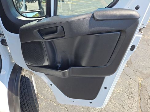 Used 2023 RAM ProMaster 2500 FWD image 6
