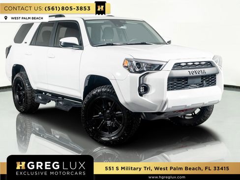 Used 2023 Toyota 4Runner SR5 image 1