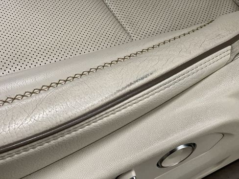 Used 2021 GMC Yukon Denali w/ Denali Premium Package image 40