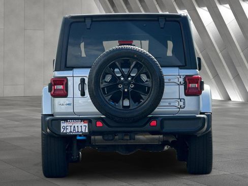 Used 2023 Jeep Wrangler Sahara image 5