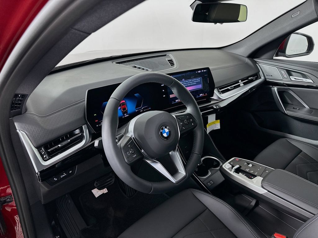 Used 2026 BMW X2 xDrive28i w/ Convenience Package AWD/4WD image 9