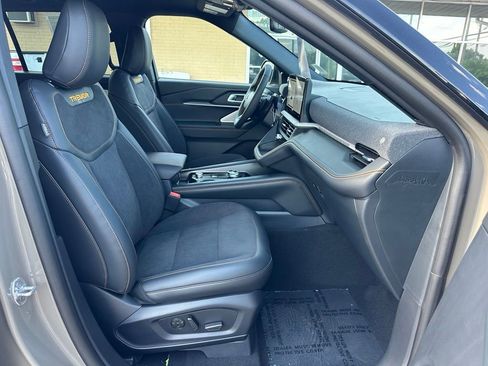 New 2026 Ford Explorer Tremor w/ Tremor Ultimate Package AWD/4WD image 17