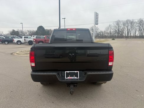 Used 2018 RAM 1500 Big Horn image 4