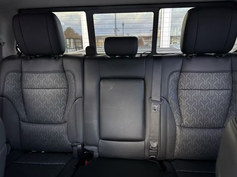 Used 2023 Toyota Tundra Limited image 26