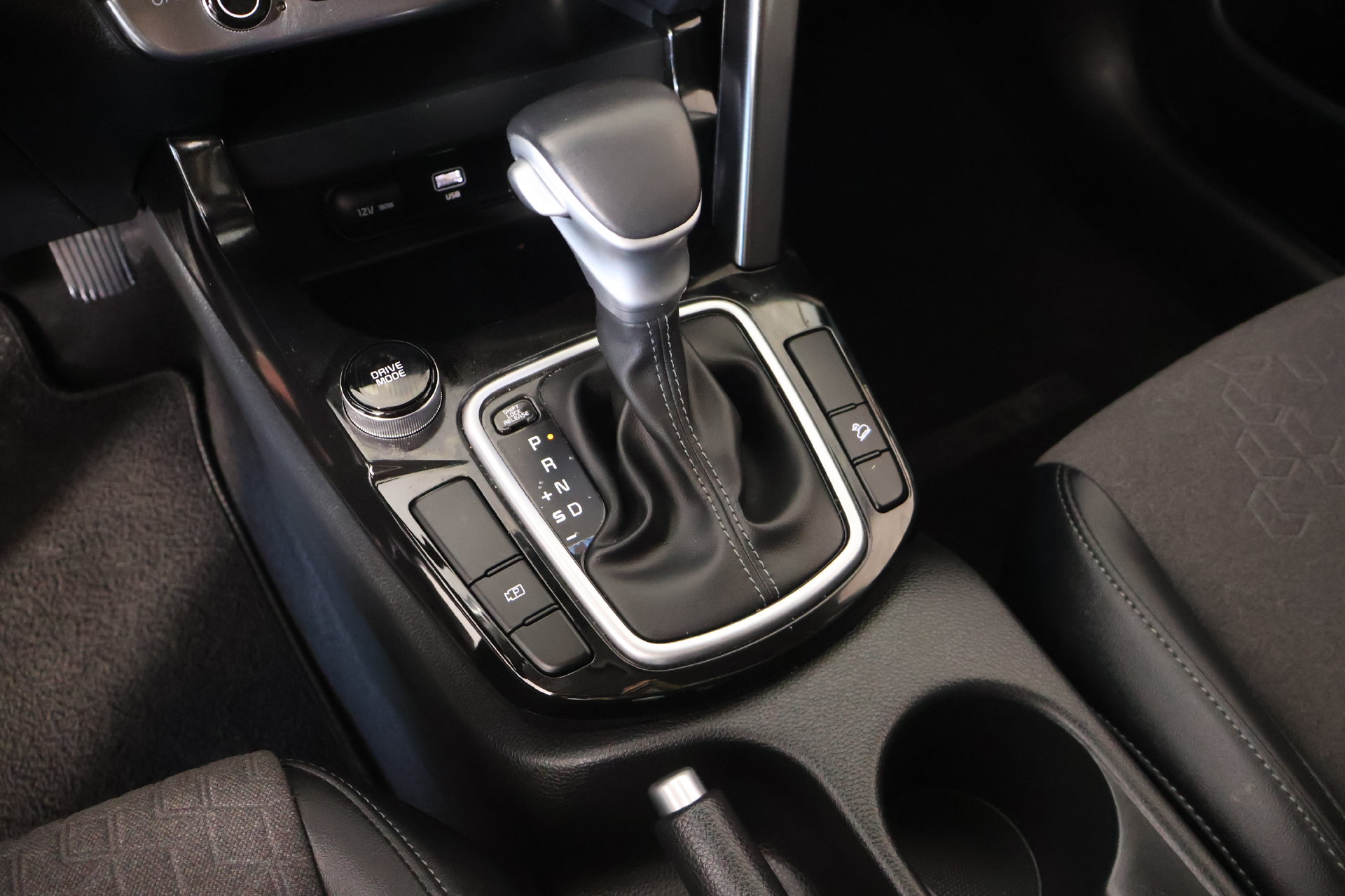 Used 2025 Kia Seltos S FWD image 8