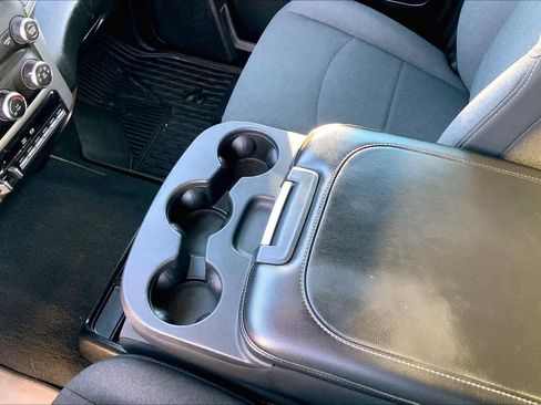 Used 2020 RAM 3500 Tradesman image 10