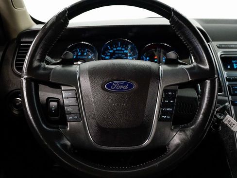 Used 2010 Ford Taurus Limited image 11