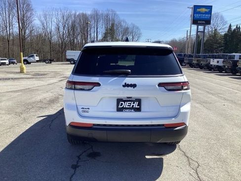 New 2026 Jeep Grand Cherokee L Limited w/ Limited Altitude Package AWD/4WD image 6