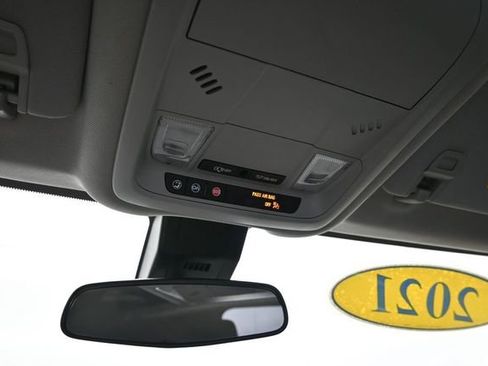 Used 2021 Chevrolet Equinox LT w/ LPO, Floor Liner Package FWD image 47