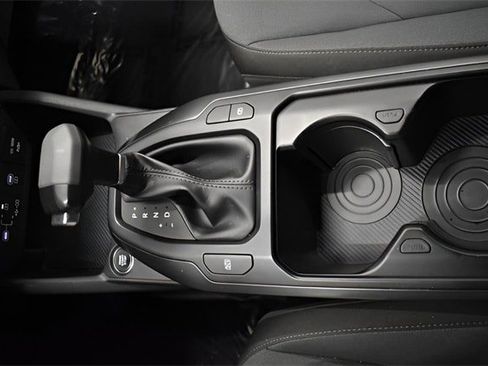 Used 2025 Kia K4 image 30