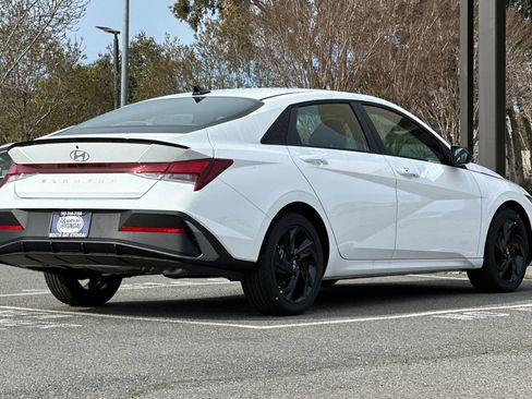 New 2026 Hyundai Elantra Sport image 4