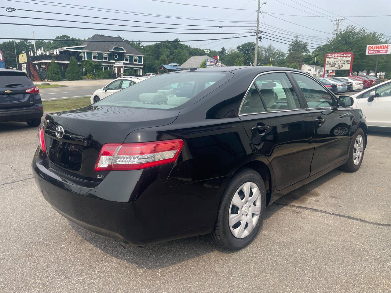 Used 2010 Toyota Camry LE FWD image 4