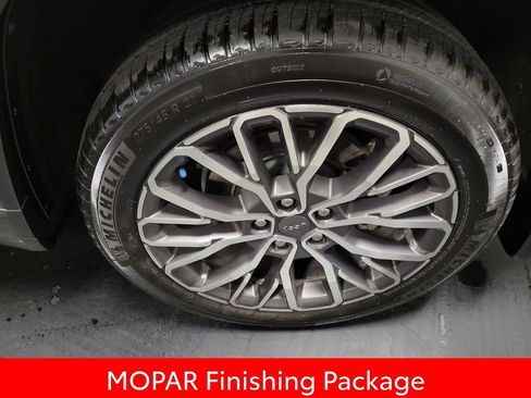 Used 2022 Jeep Grand Cherokee L Summit AWD/4WD image 10