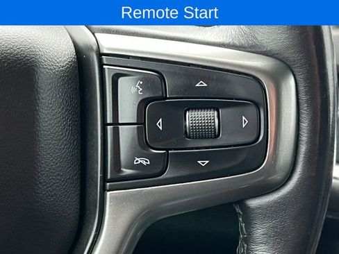 Used 2021 Chevrolet Suburban Z71 w/ Z71 Signature Package image 28