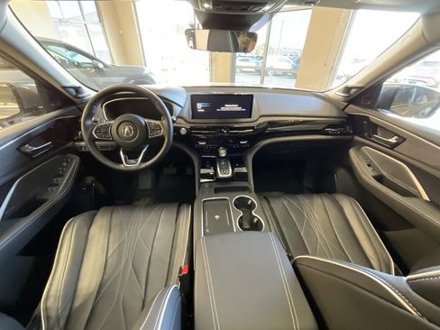 Certified 2025 Acura MDX w/ Advance Package image 9