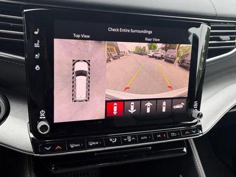 New 2026 Jeep Grand Wagoneer Limited AWD/4WD image 23