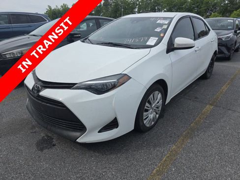 Used 2019 Toyota Corolla LE FWD image 1
