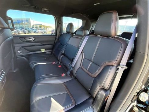 New 2026 Nissan Armada SL image 20