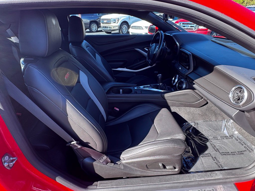 Used 2016 Chevrolet Camaro SS RWD image 28