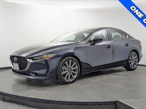 Used 2025 MAZDA MAZDA3 s FWD image 2