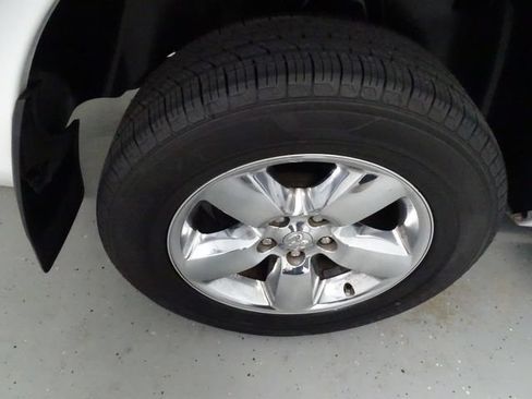 Used 2019 RAM 1500 Big Horn AWD/4WD image 29