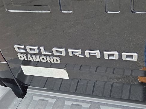 Used 2022 Chevrolet Colorado LT w/ LT Convenience Package image 26