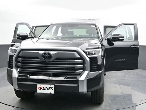 Used 2025 Toyota Tundra Limited image 62