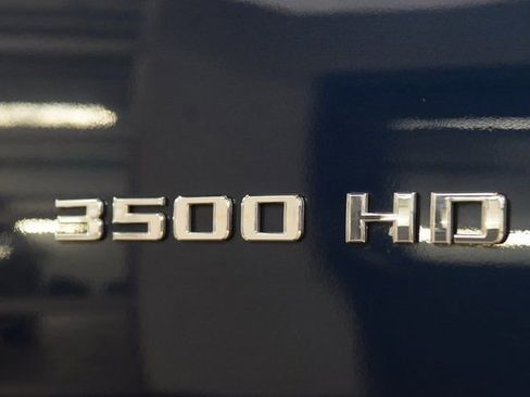 Used 2022 Chevrolet Silverado 3500 High Country image 19